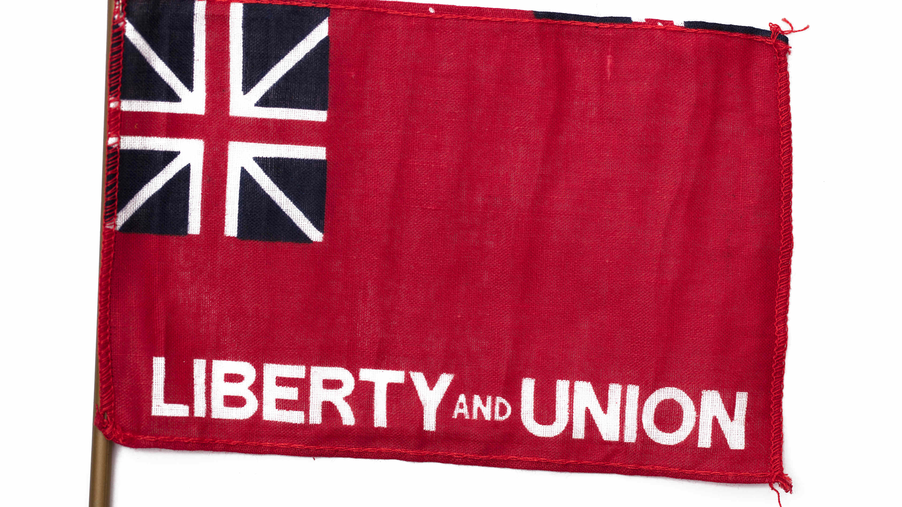 8 Revolutionary War Flags Flown Before the Stars and Stripes 3