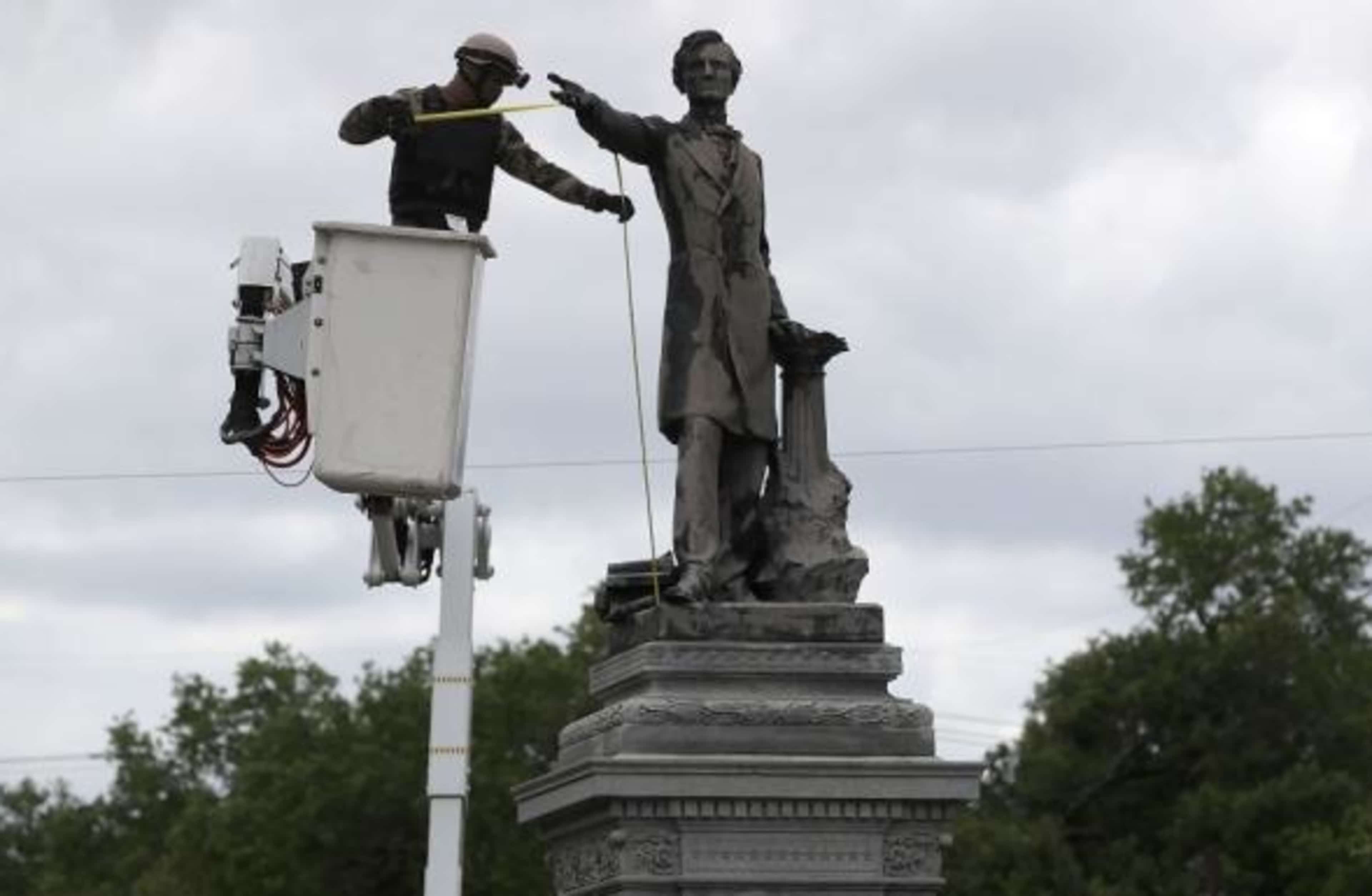 How the US Got So Many Confederate Monuments 2