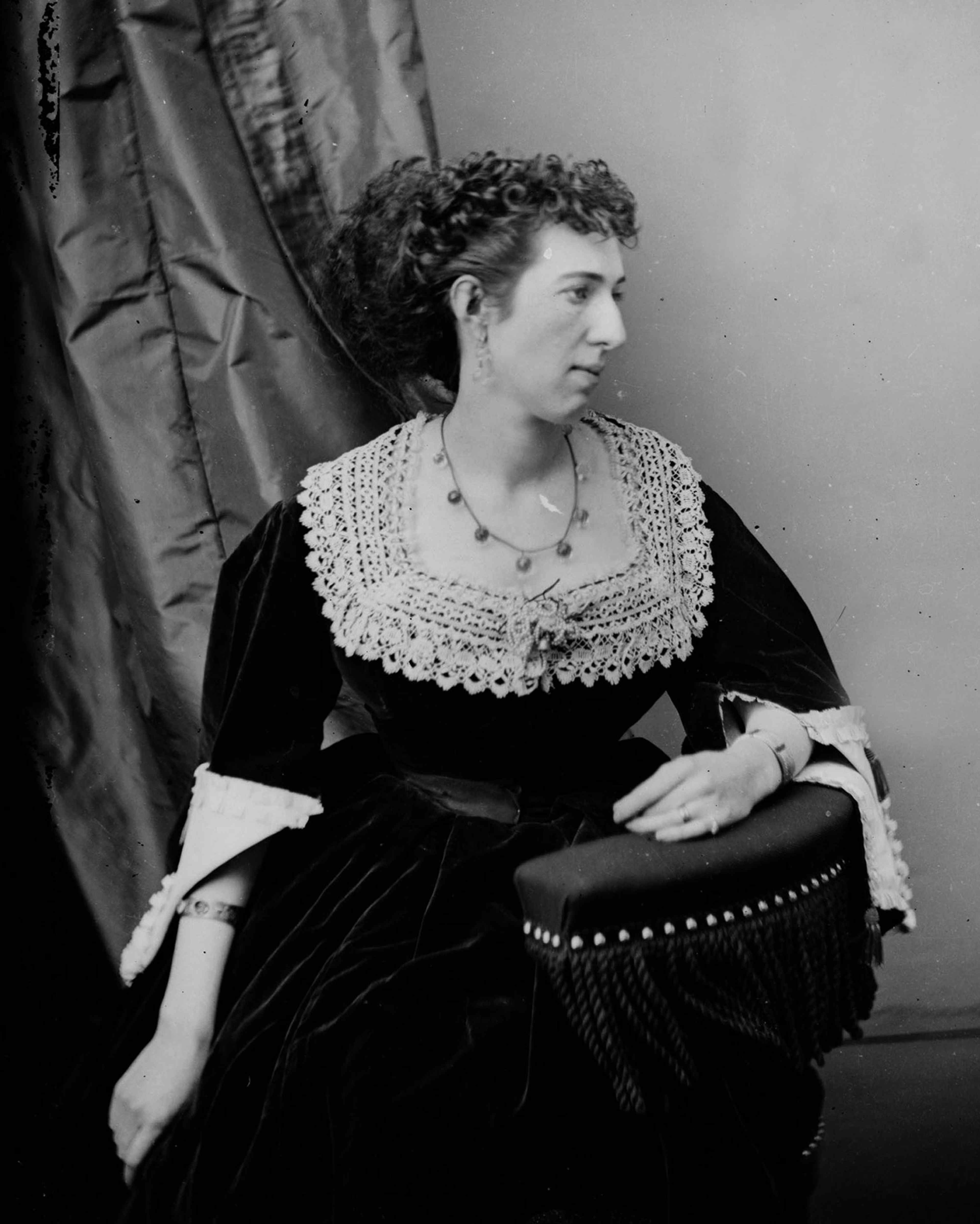 Secret Agents in Hoop Skirts: Women Spies of the Civil War 3